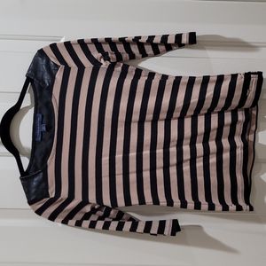 [EUC] TOMMY HILFIGER Striped 3/4 Sleeve Top Shirt Pleather Size S